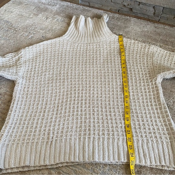 By Together Sweater Waffle Knit Chunky Turtle Neck Brown Tan: Large - Picture 9 of 9